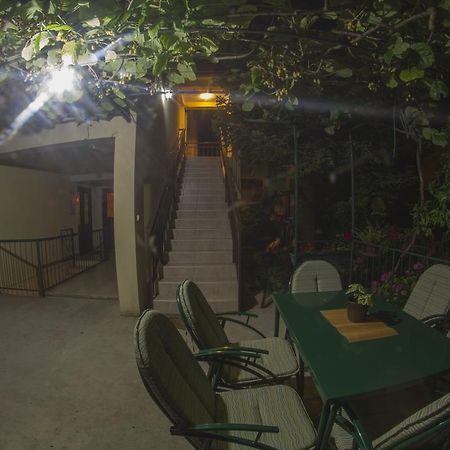 Apartments Gugolj M&M Herceg Novi Esterno foto