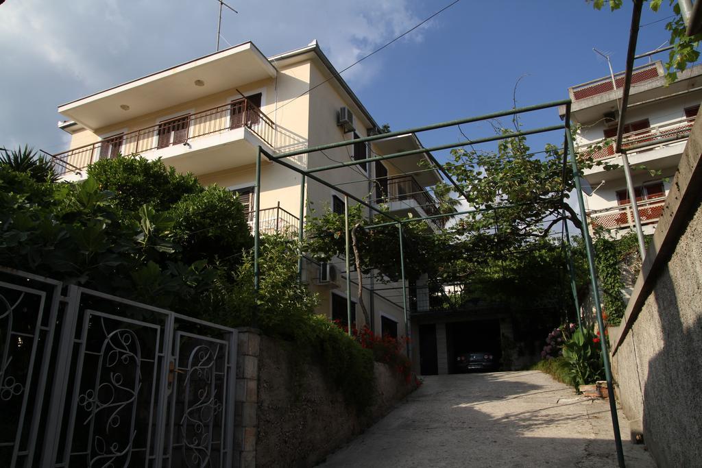 Apartments Gugolj M&M Herceg Novi Esterno foto