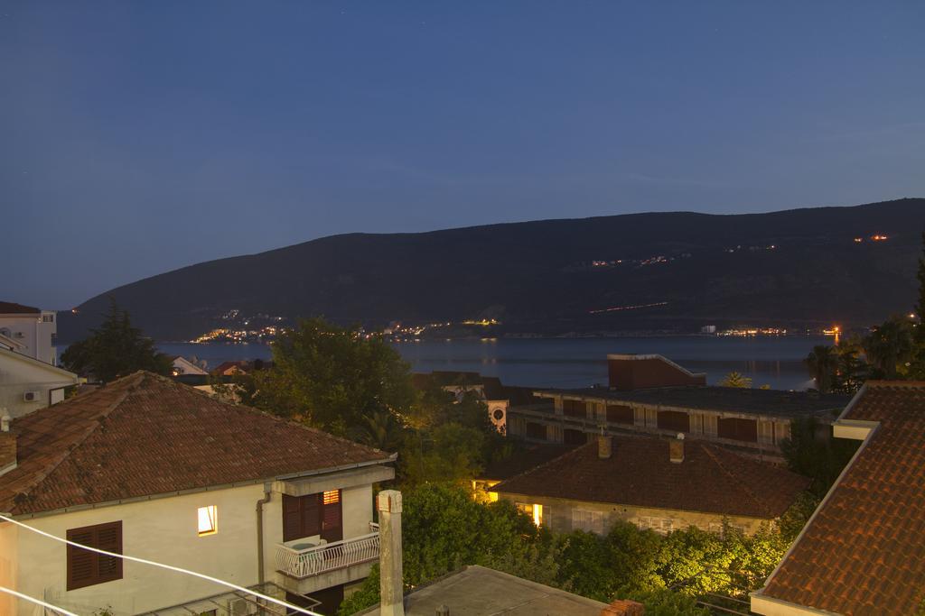 Apartments Gugolj M&M Herceg Novi Esterno foto